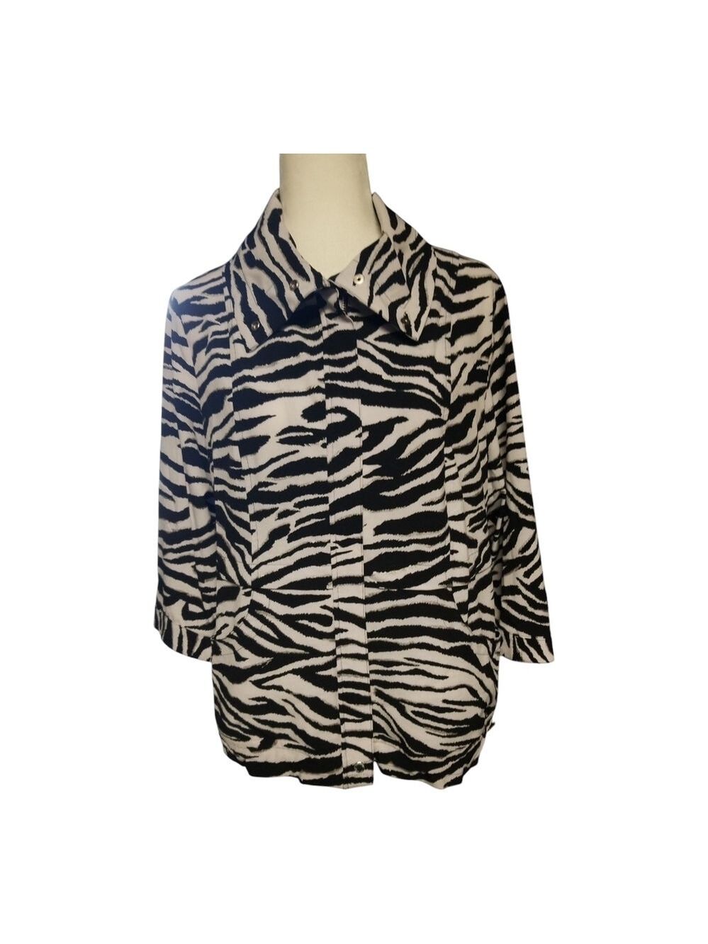 Chico's Elegant Black and White Jacket